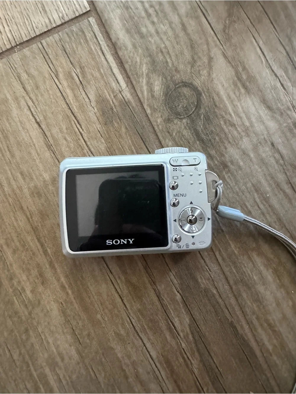 Sony Cyber-shot DSC S500 Digital Camera Silver